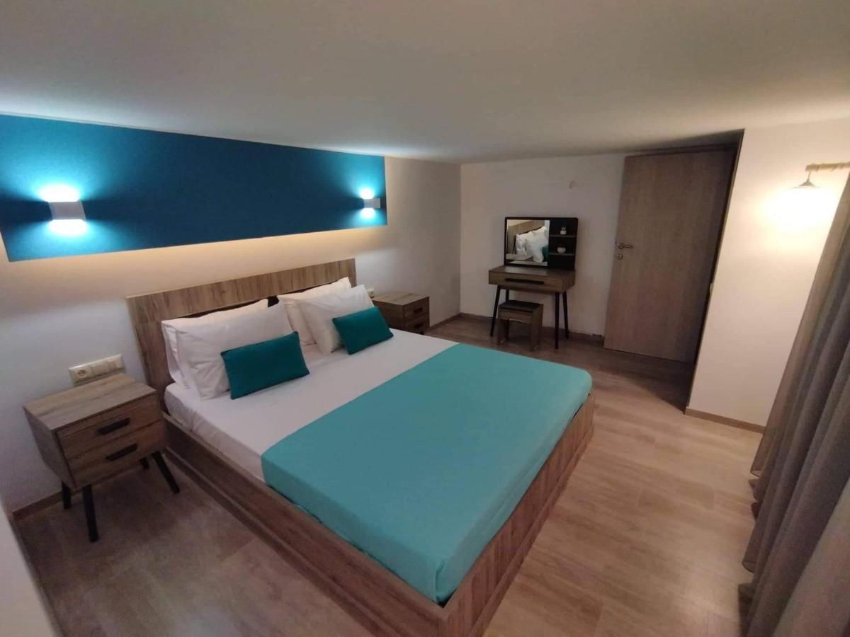Plumbago Apartment Theologos  Buitenkant foto
